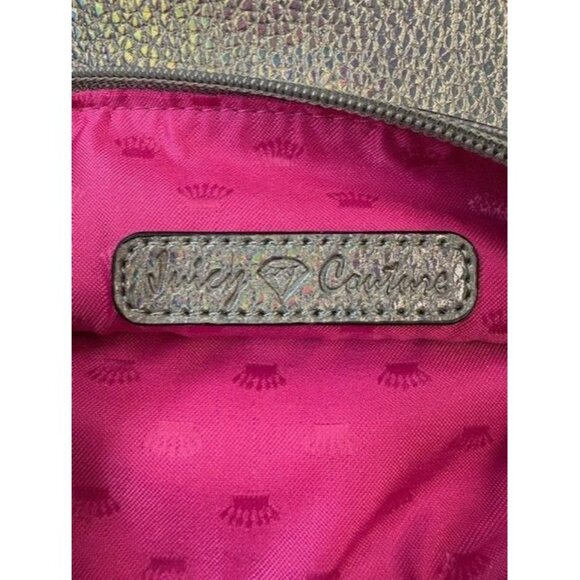 Juicy Couture Quilted Metallic Wristlet With Chain Strap & Pink Crown Lining - Picture 3 of 5
